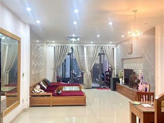 Bán nhà 2 tầng đúc mt nguyễn xí