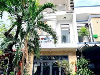 Bán gấp nhà 3 tầng mt hoà minh 14