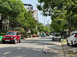 Bán lô đất đường 7m5 hoà phú 9