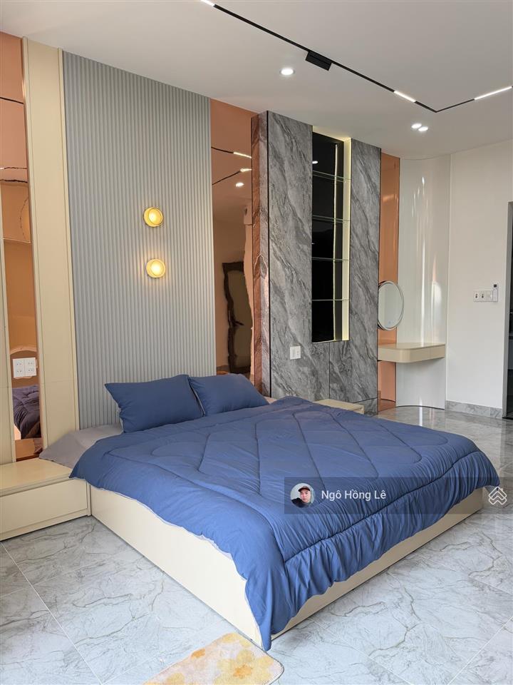 Bán nhà 3 tầng mới full nội thất mt dương đức hiền, gần biển