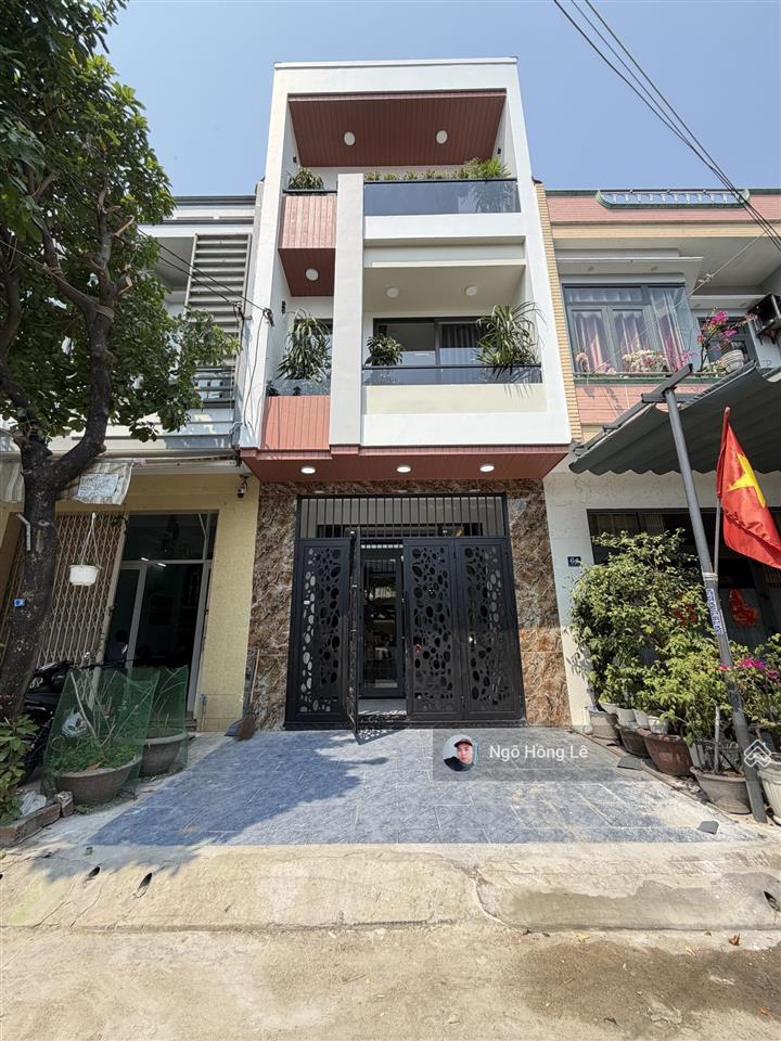 Bán nhà 3 tầng mới full nội thất mt dương đức hiền, gần biển