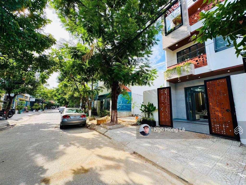 Bán siêu phẩm 3 tầng mt phú xuân 5
