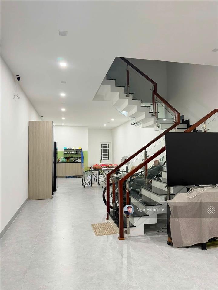 Chủ đi mỹ cần bán nhanh căn nhà 3 tầng đường bàu làng 3, thanh khê view hồ