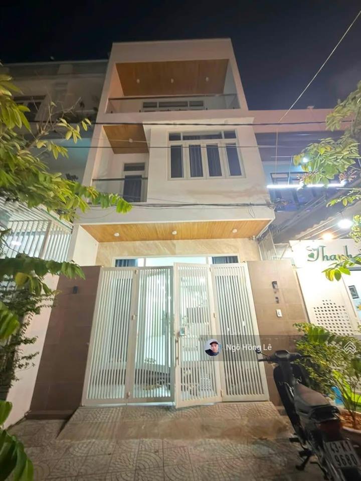 Chủ đi mỹ cần bán nhanh căn nhà 3 tầng đường bàu làng 3, thanh khê view hồ