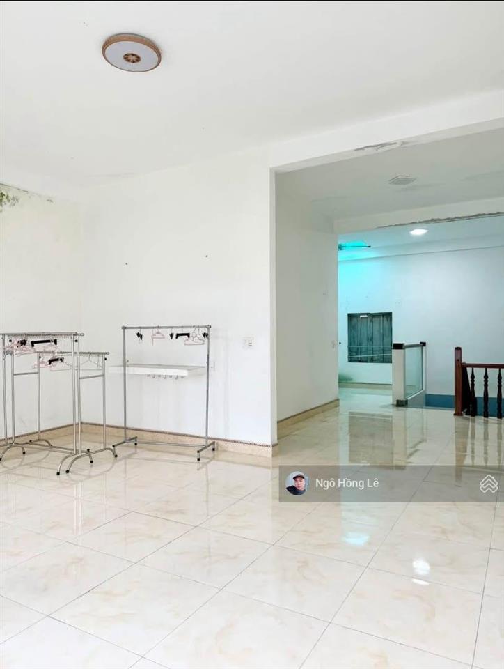 Bán nhà 2,5 tầng mt xuân thiều 16 cách biển ntt 100m