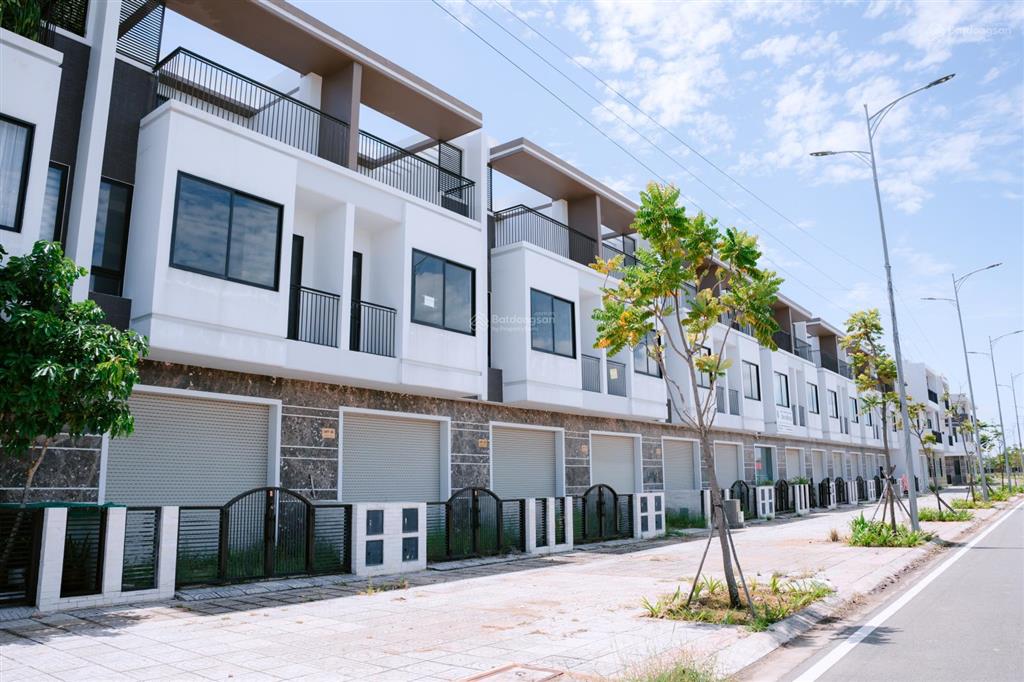 Bán nhà phố the light city vũng tàu, vốn ban đầu từ 1,5 tỷ, thanh toán giãn 24 tháng