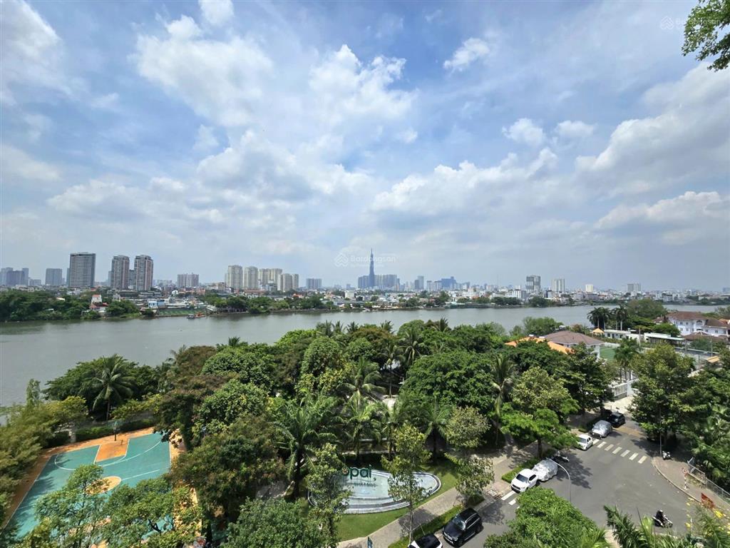 Cho thuê căn 3pn rộng 98m2, view đẹp trực diện sông tại opal riverside,  0936 027 ***