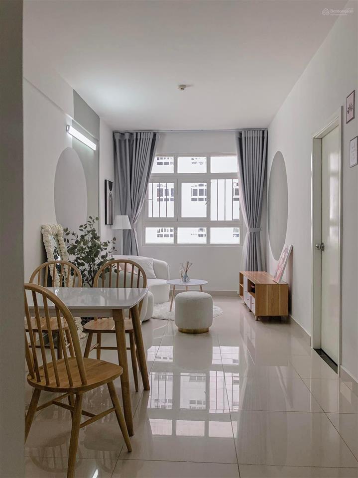 Cho thuê căn hộ full nội thất, 2 phòng ngủ tại sunview town,  0936 027 ***