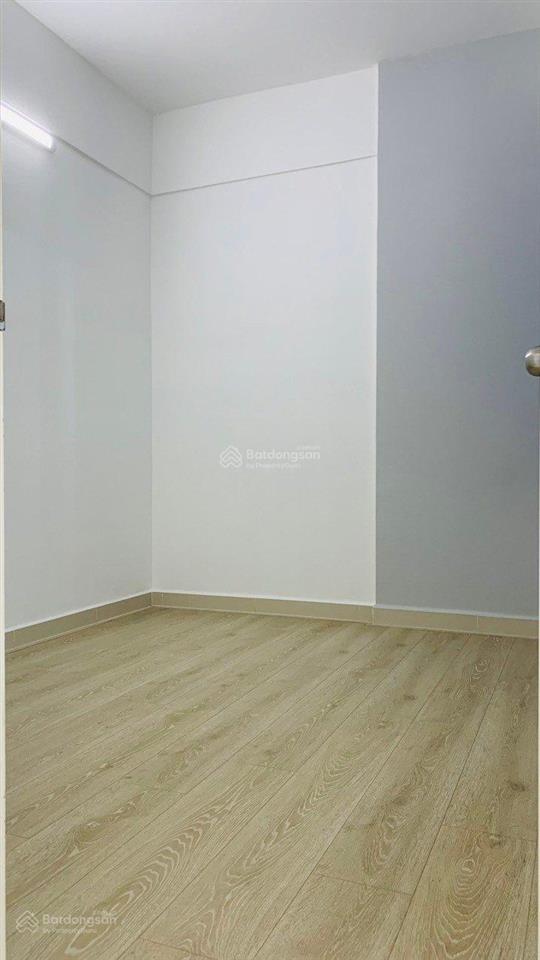 Cho thuê căn hộ 2pn, 2wc nhà trống tại sunview town,  0936 027 ***
