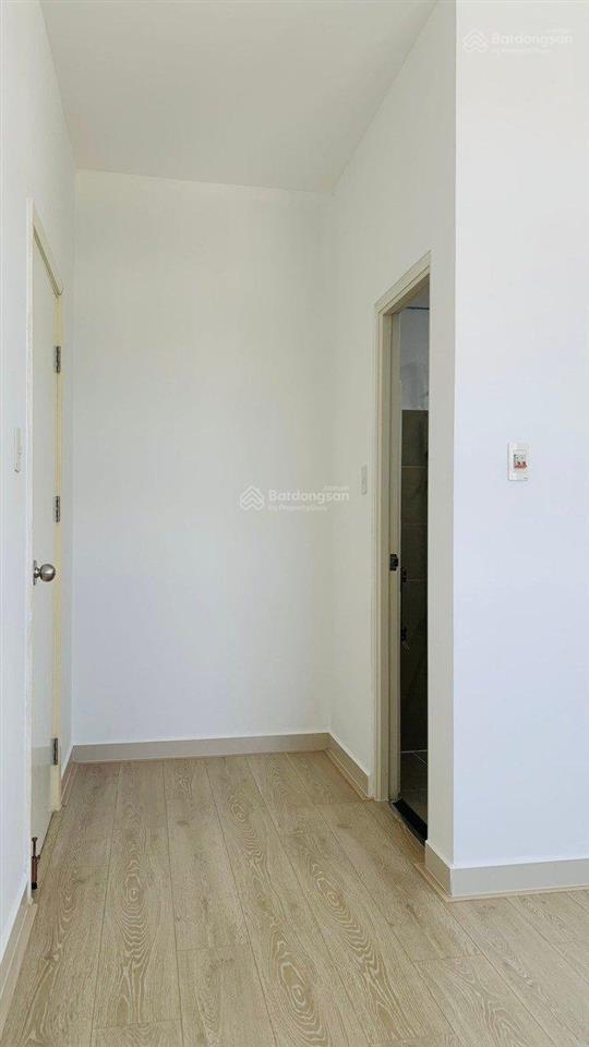 Cho thuê căn hộ 2pn, 2wc nhà trống tại sunview town,  0936 027 ***