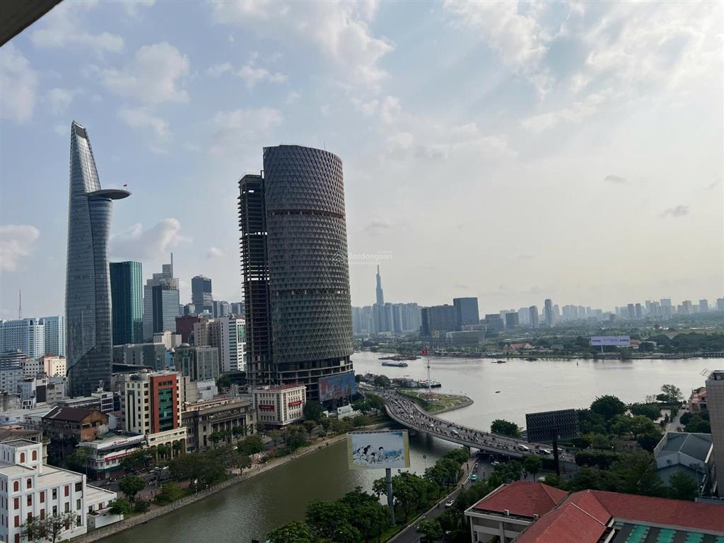 Bán nhanh căn hộ 2pn saigon royal  view ngắm pháo hoa  12,5 tỷ  0918 753 ***