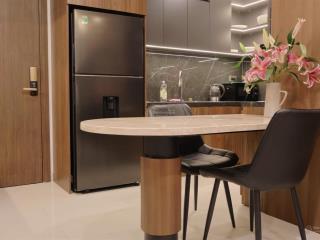 Bán nhanh căn officetel saigon royal  43m2 giá bán 4.7 tỷ full nội thất/ 0918 753 ***