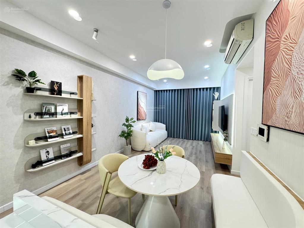 Cần bán nhanh căn hộ the tresor  3pn  giá 10.6 tỷ (full nội thất mới)   0918 753 ***