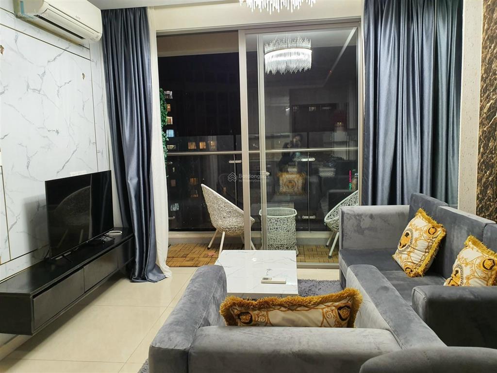 Cần bán nhanh căn hộ millennium  1pn  giá 5,5 tỷ  view sông  0918 753 ***