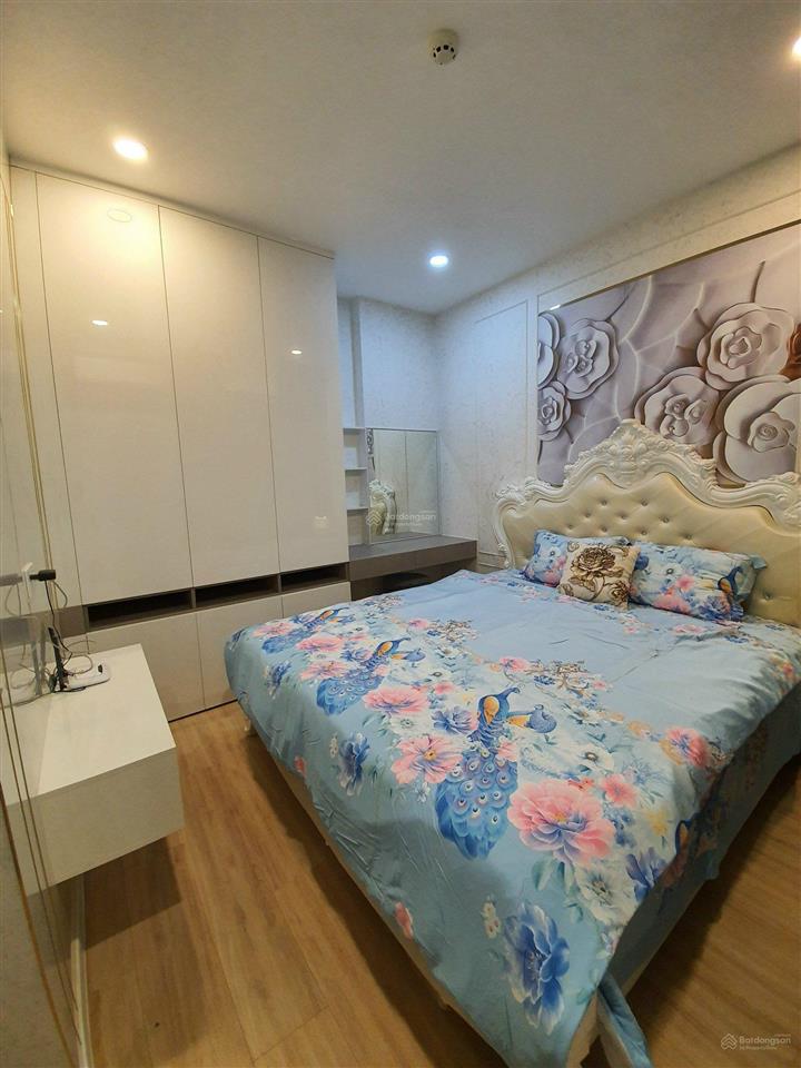 Cần bán nhanh căn hộ millennium  1pn  giá 5,5 tỷ  view sông  0918 753 ***