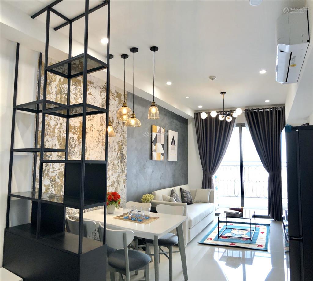 Cần bán căn hộ saigon royal  53m² (full nội thất)  giá bán 6.7 tỷ  0918 753 ***
