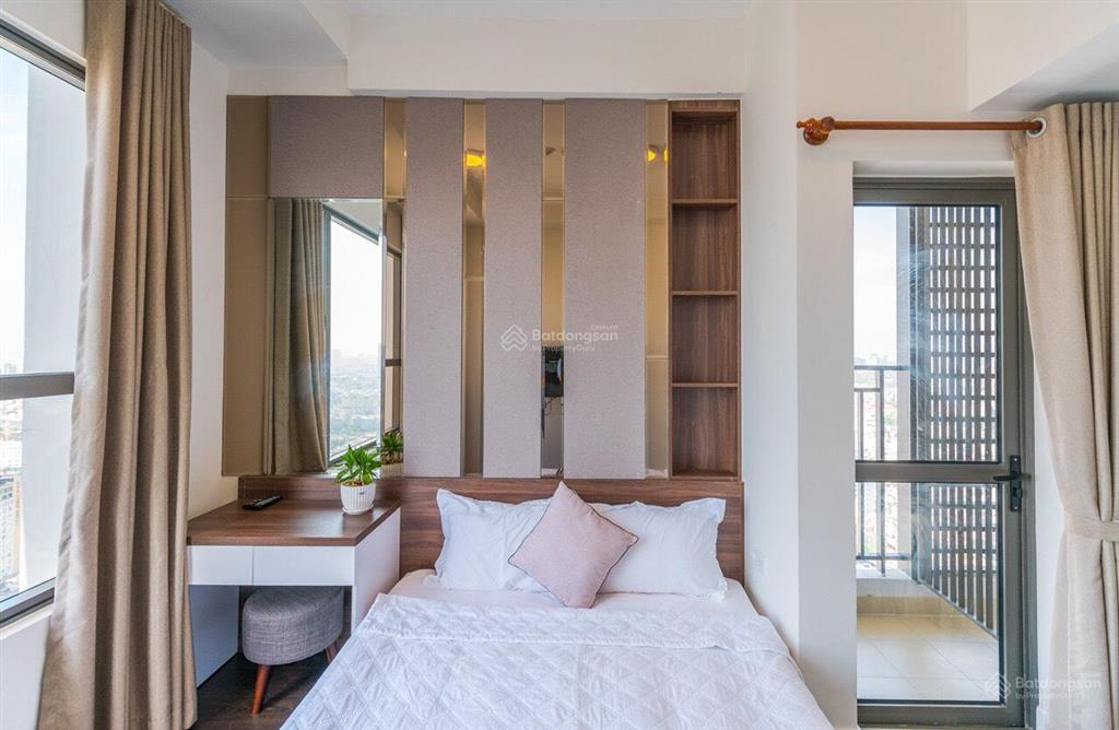 Cần bán căn hộ rivergate  110m2  giá bán 10,8 tỷ  full nội thất  