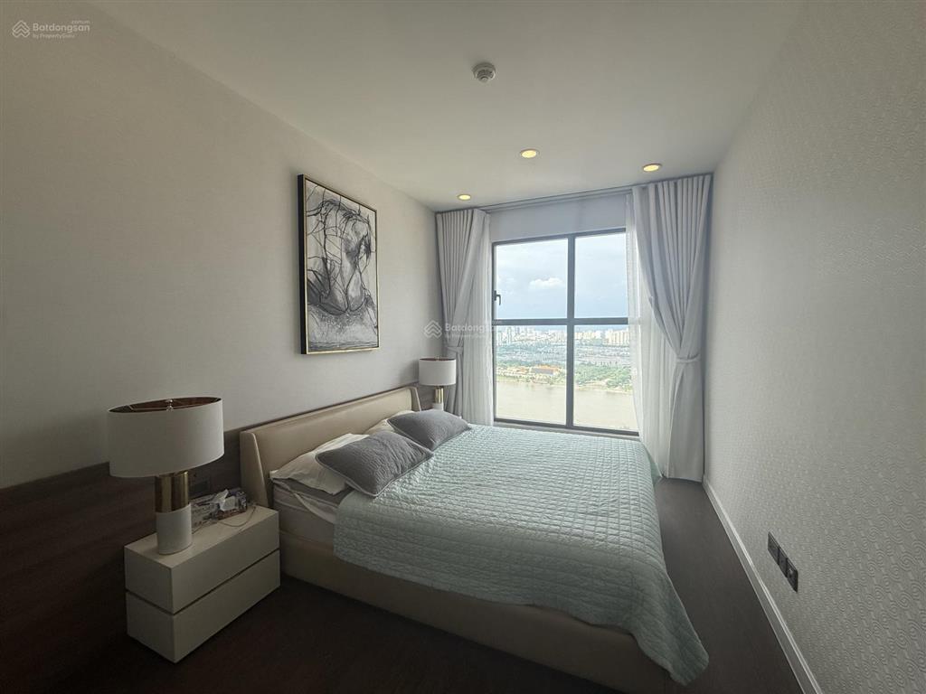 Cho thuê căn hộ saigon royal  view sông  29 triệu/tháng  0918 753 ***