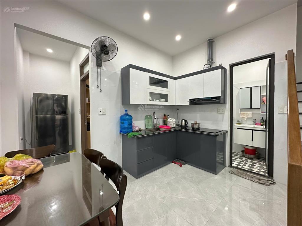 Bán nhà dân xây độc lập 3 tầng ,gần bờ hồ hạnh phúc,trần thành ngọ, kiến an. hải phòng