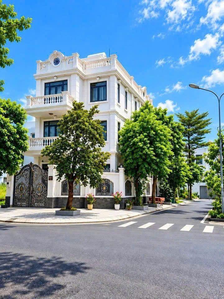 Bán nhà riêng đường Bưng Ô Thoàn, KDC Thời Báo Kinh Tế