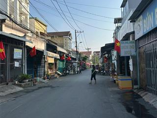 Bán lô đất mặt tiền đường số 4 p long trường cách nguyễn duy trinh 30m diện tích71m2 giá 4,5 tỷ