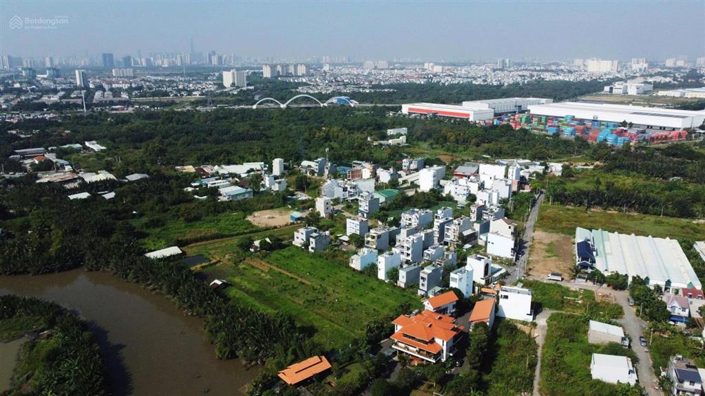 Đất kdc vạn phát đạt đường bưng ông thoàn dt 85m² giá 5,680 tỉ