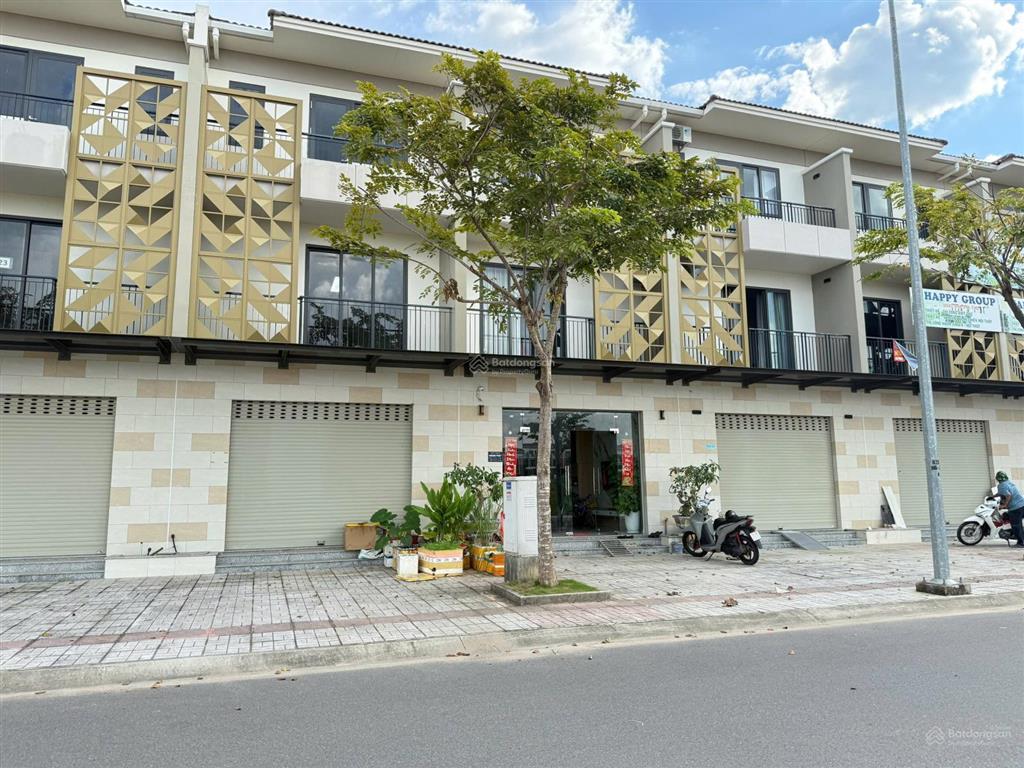 Shophouse 3 tầng dự án suncasa central mặt tiền đường đại lộ dân chủ vsip ii giá 3 tỷ 750