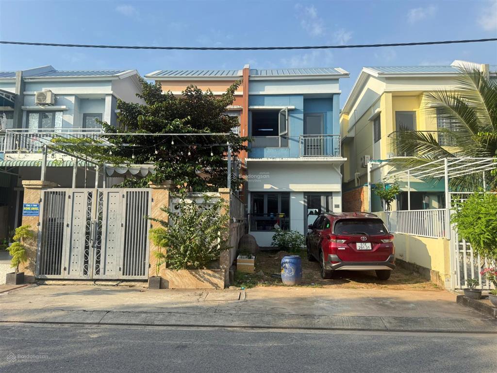 Cần bán căn nhà 2 tầng khu đô thị oasis bến cát diện tích 80m² giá 1,580 tỷ