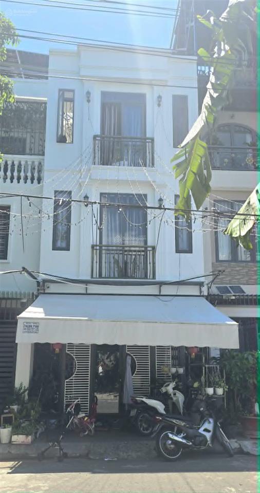 Bán nhà đẹp 3 tầng khu tái định cư phước long