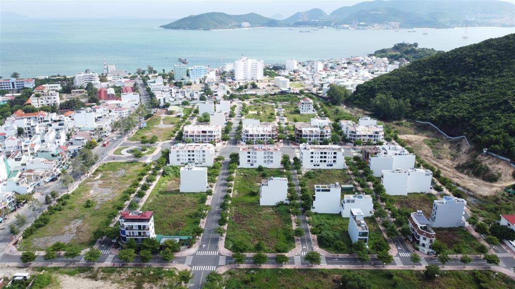 Bán lô đất đường số 2 tại dự án mipeco nha trang 0972 336 ***