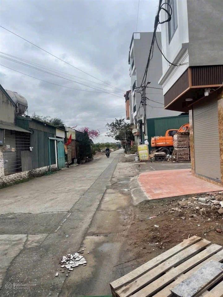 Cần bán nhà cấp 4 dt 60m2 khu đấu giá đồng nhân vị trí kinh doanh đỉnh