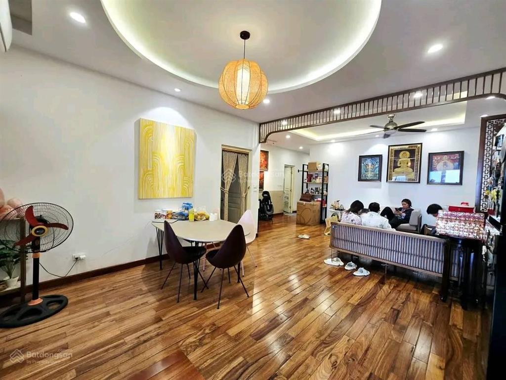 Căn hộ 3 phòng ngủ lạc long quân hồ tây 125m2  chắc chắn rẻ đẹp nhất khu vực