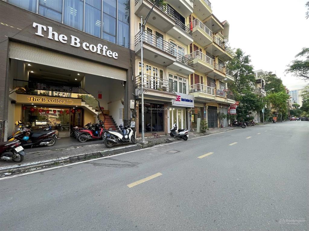 Mặt tiền 6.6m  8 tầng  mặt phố  105m2  đang cho thuê được 100tr/ tháng.