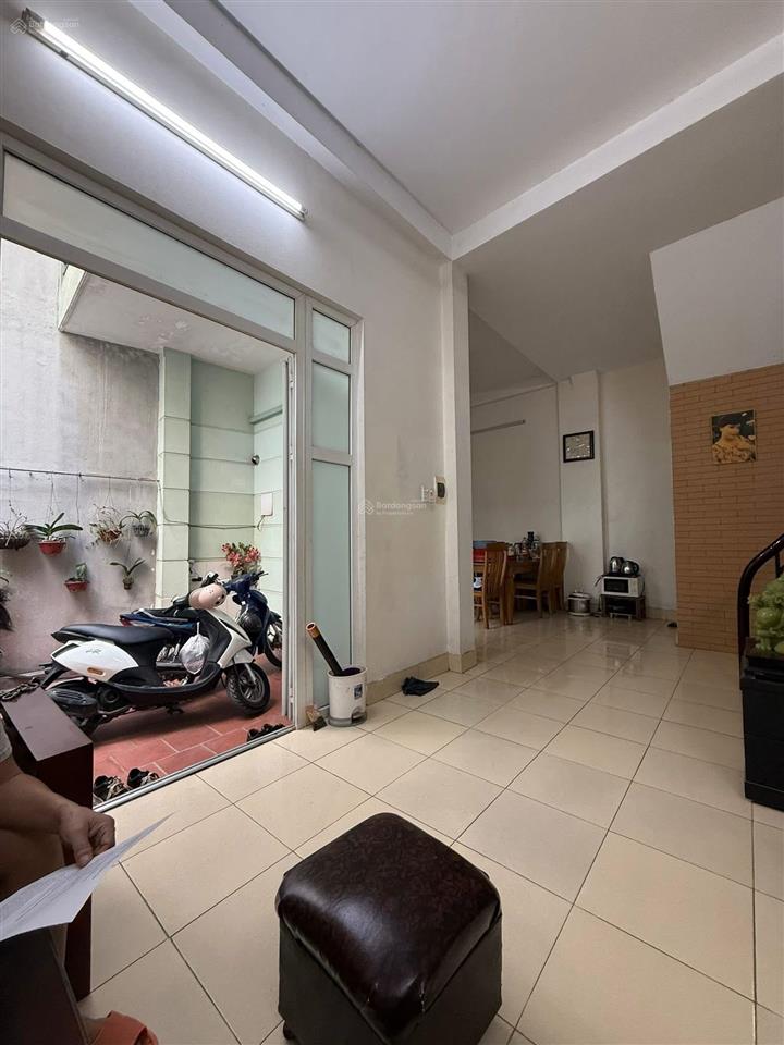 Căn nhà đáng mua nhất ở ba đình  42.5m2 5 tầng  mặt tiền 6m  ngõ sạch đẹp rộng