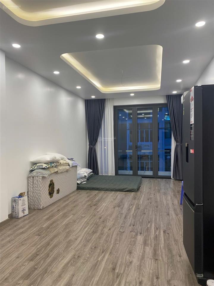Nhà mặt tiền huỳnh văn bánh 57m2 5 tầng 24 tỷ