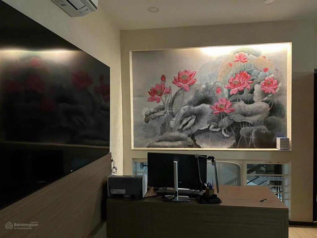 Nhà hxh tránh nhau  4x18  ctxd 7 tầng  13,5 tỷ tl