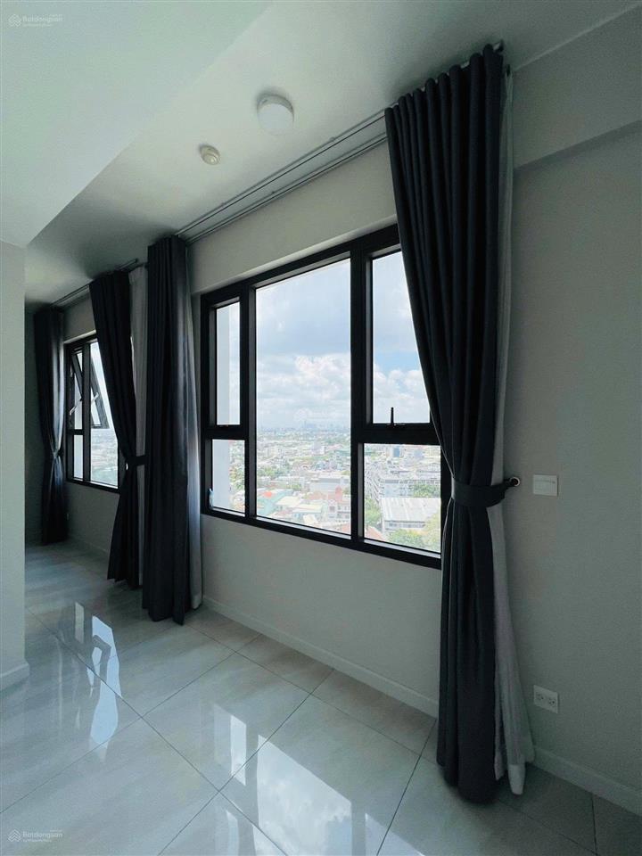 Chỉ 2,55 tỷ sở hữu ngay căn 1pn 2 cửa sổ, đã có sổ hồng! có bếp rèm.  0902 922 ***
