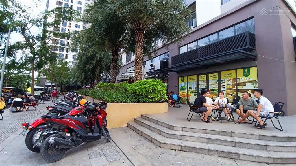 Giảm giá cực rẻ  shophouse hoàn thiện 115m² picity high park chỉ còn 6.7 tỷ  0902 922 ***