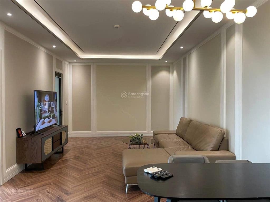 Siêu hiếm bán căn 3 ngủ 115m2 10,2 tỷ rẻ tại king palace