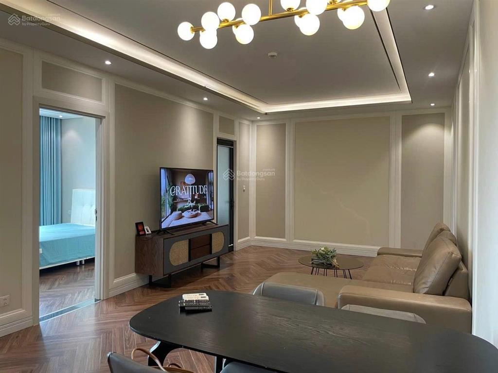 Siêu hiếm bán căn 3 ngủ 115m2 10,2 tỷ rẻ tại king palace