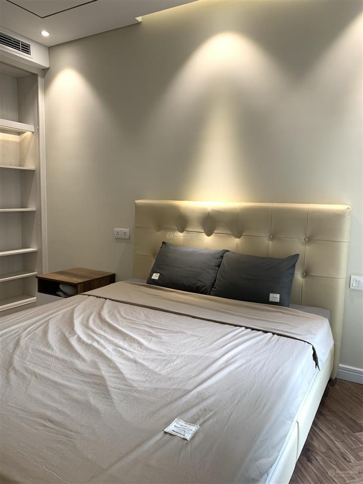 Bán căn 3pn rẻ nhất king palace 105m2 giá 9,8 tỷ