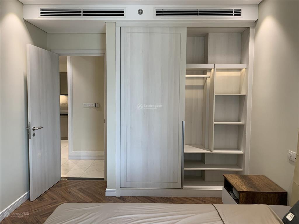 Bán căn 3pn rẻ nhất king palace 105m2 giá 9,8 tỷ