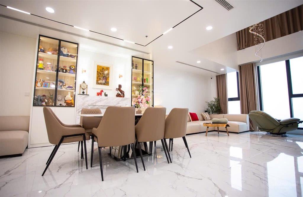Cực hiếm bán penthouse siêu vip hàng xóm masterise cao xà lá 188m2 giá chỉ 16,x tỷ có thương lượng