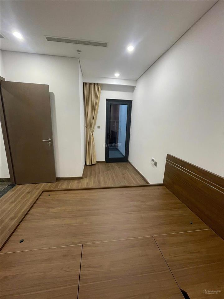 Tôi chính chủ cần cho thuê căn 2pn rất đẹp tại kepler giá 16tr/tháng