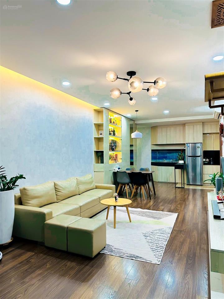 Căn hộ đang bán giá tốt tại five star số 2 kim giang