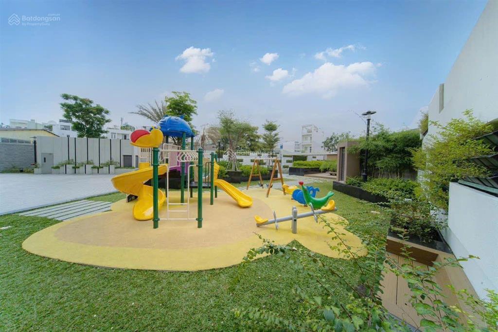 Bán gấp saigon asiana giá tốt, một trong số ít 2pn, 2wc, 3,900 tỷ tl, view mát, sổ hồng sang tên