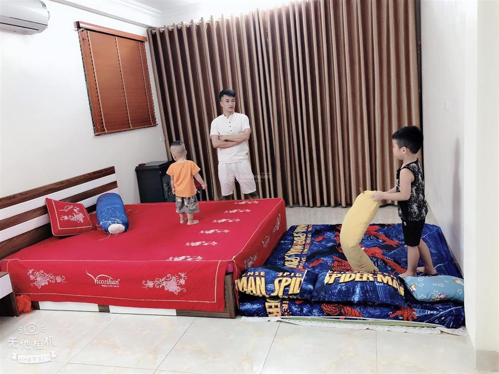 Bán nhà riêng tại yên bệ, 5,85 tỷ, 62 m2, ô tô đỗ cửa, đường nhựa, sổ đỏ 50 m2, nhà cao 3 tầng