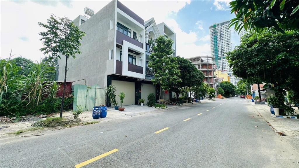 Bán đất gs2, đông hòa, dĩ an, 8,2 tỷ, 90m2, giá siêu hời chỉ với cơ hội đầu tư