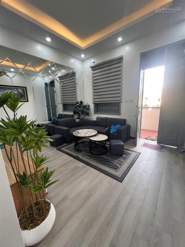 Chính chủ bán căn hộ ngõ 120 trần bình, sd 80m2, 3 ngủ, 2vs, full nội thất mới, sẵn sổ đỏ giá 4,5tỷ