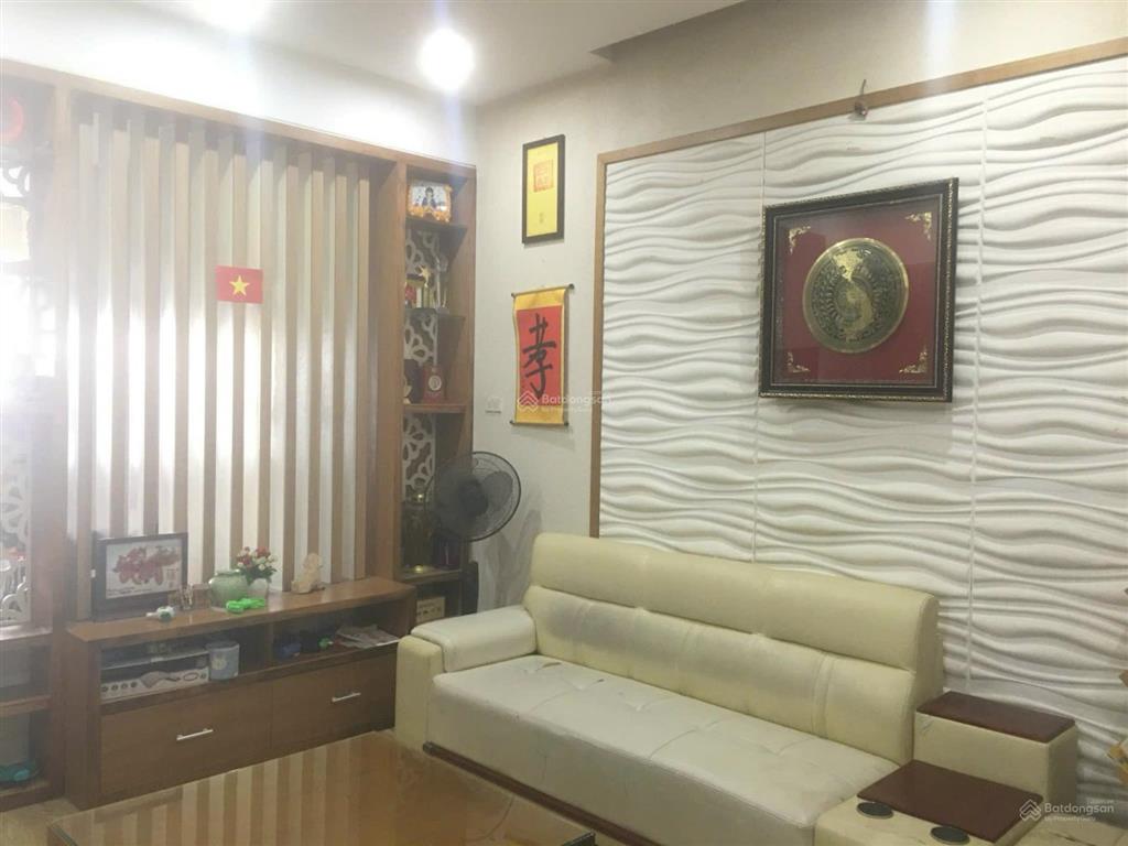 Siêu phẩm mặt phố  lô góc 3 thoáng  kinh doanh sầm uất  ô tô quanh nhà